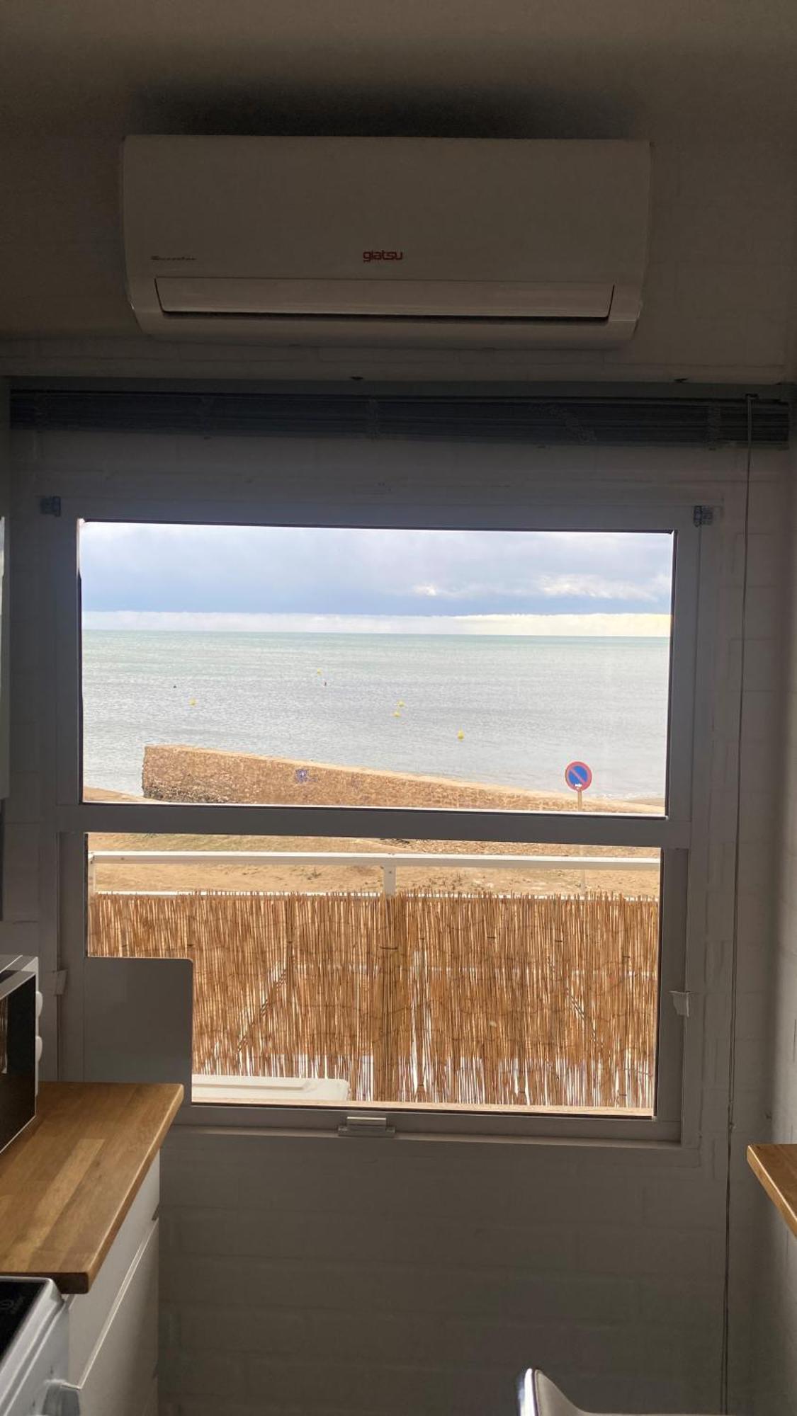 Beachfront - La Mata