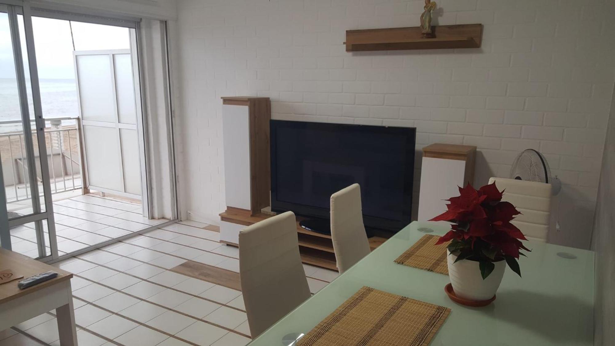 Beachfront - La Mata Apartment *