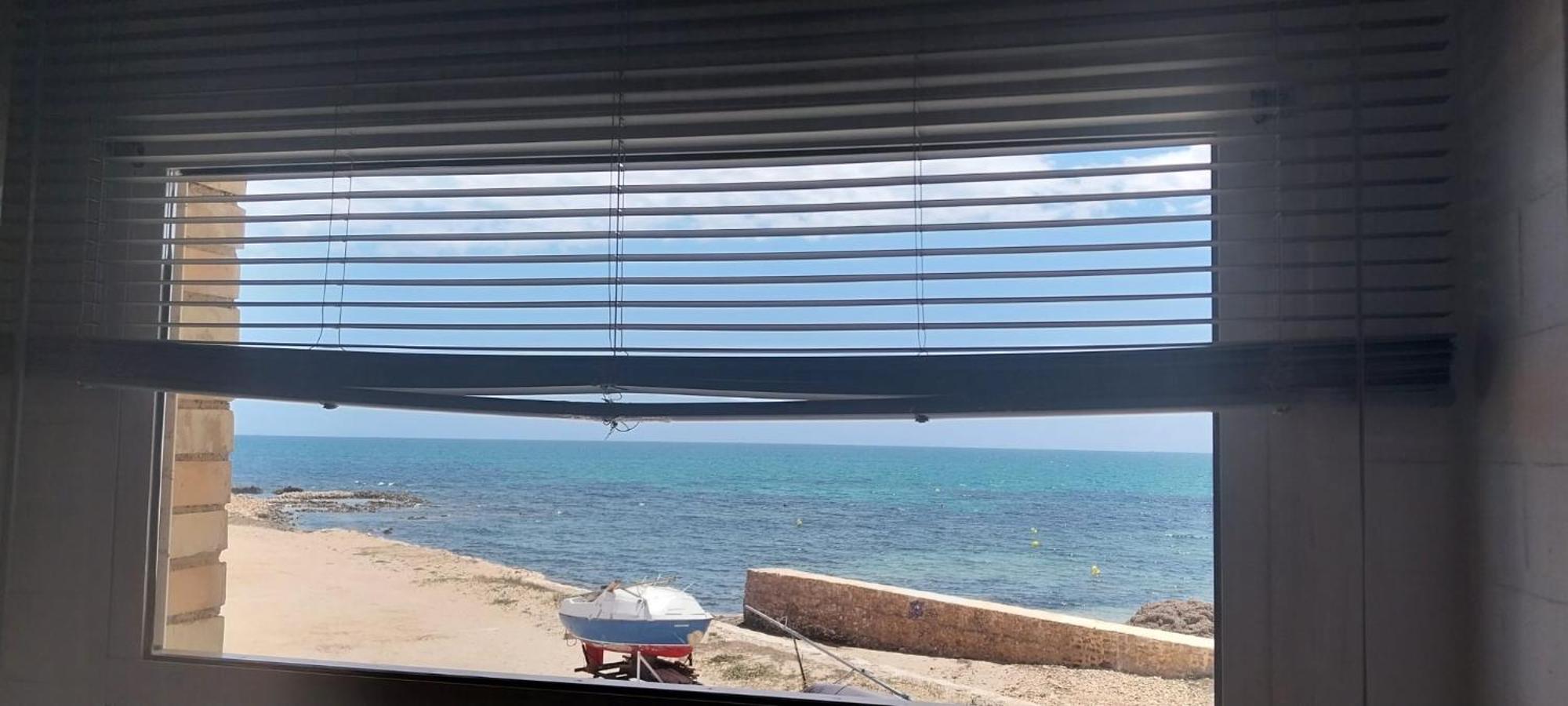 Beachfront - La Mata Apartment