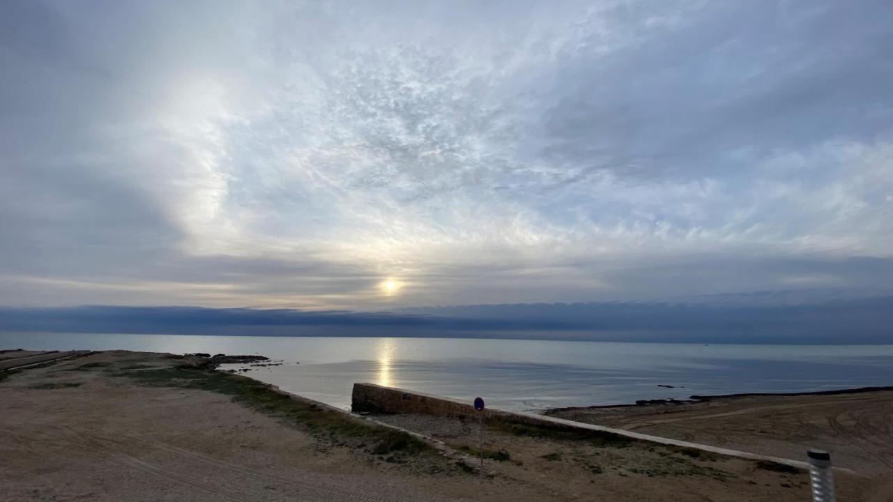 Beachfront - La Mata