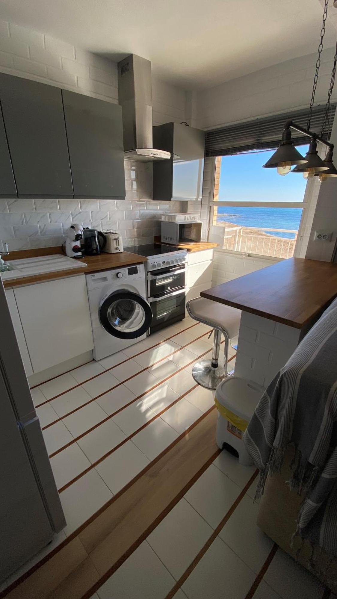 Beachfront - La Mata *